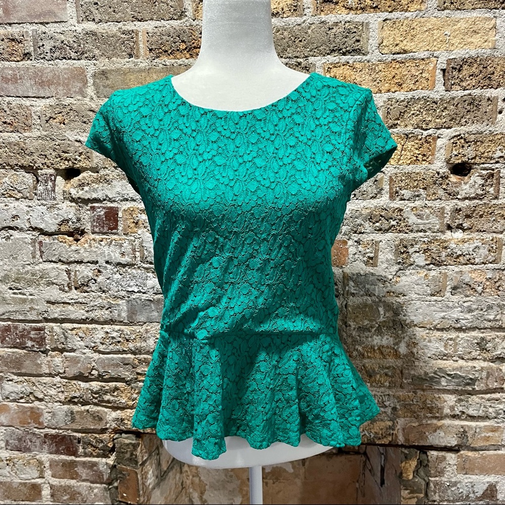 Vince Camuto lace peplum top